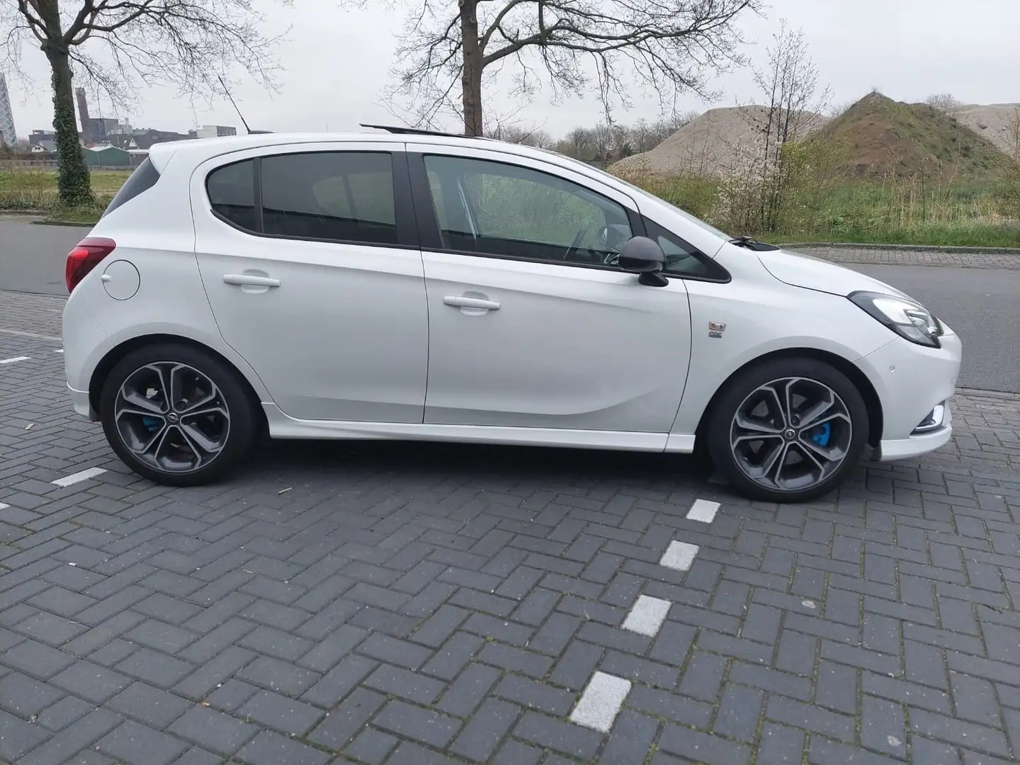 Opel Corsa-e opc line Wit - 1