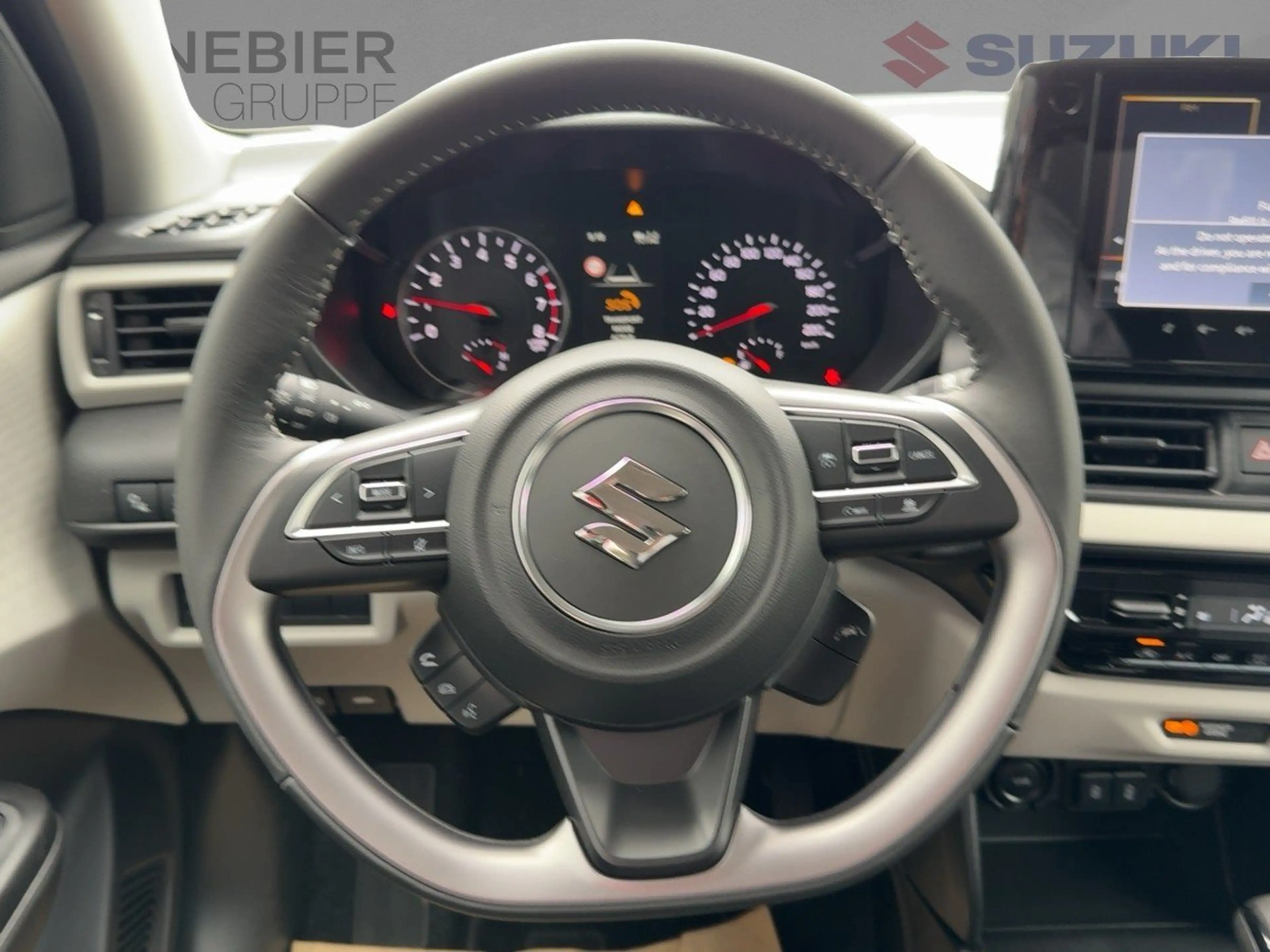 Suzuki Swift +AUTOMATIK+ACC+KAMERA+LED+NAVI+TWA+LM — photo 11