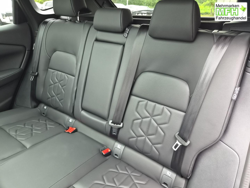 Nissan Qashqai 1.3 DIG-T MHEV 158 PS X-Tronic Tekna Voll-Leder... — photo 14