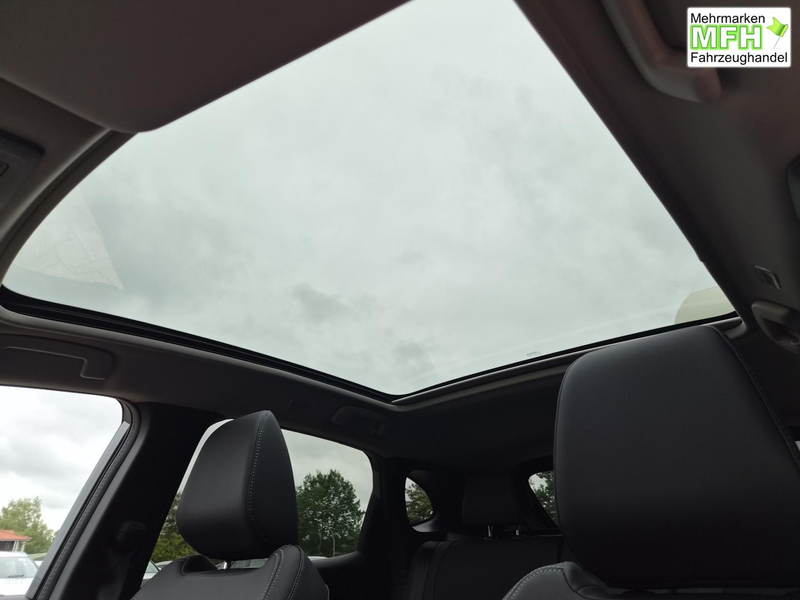 Nissan Qashqai 1.3 DIG-T MHEV 158 PS X-Tronic Tekna Voll-Leder... — photo 10