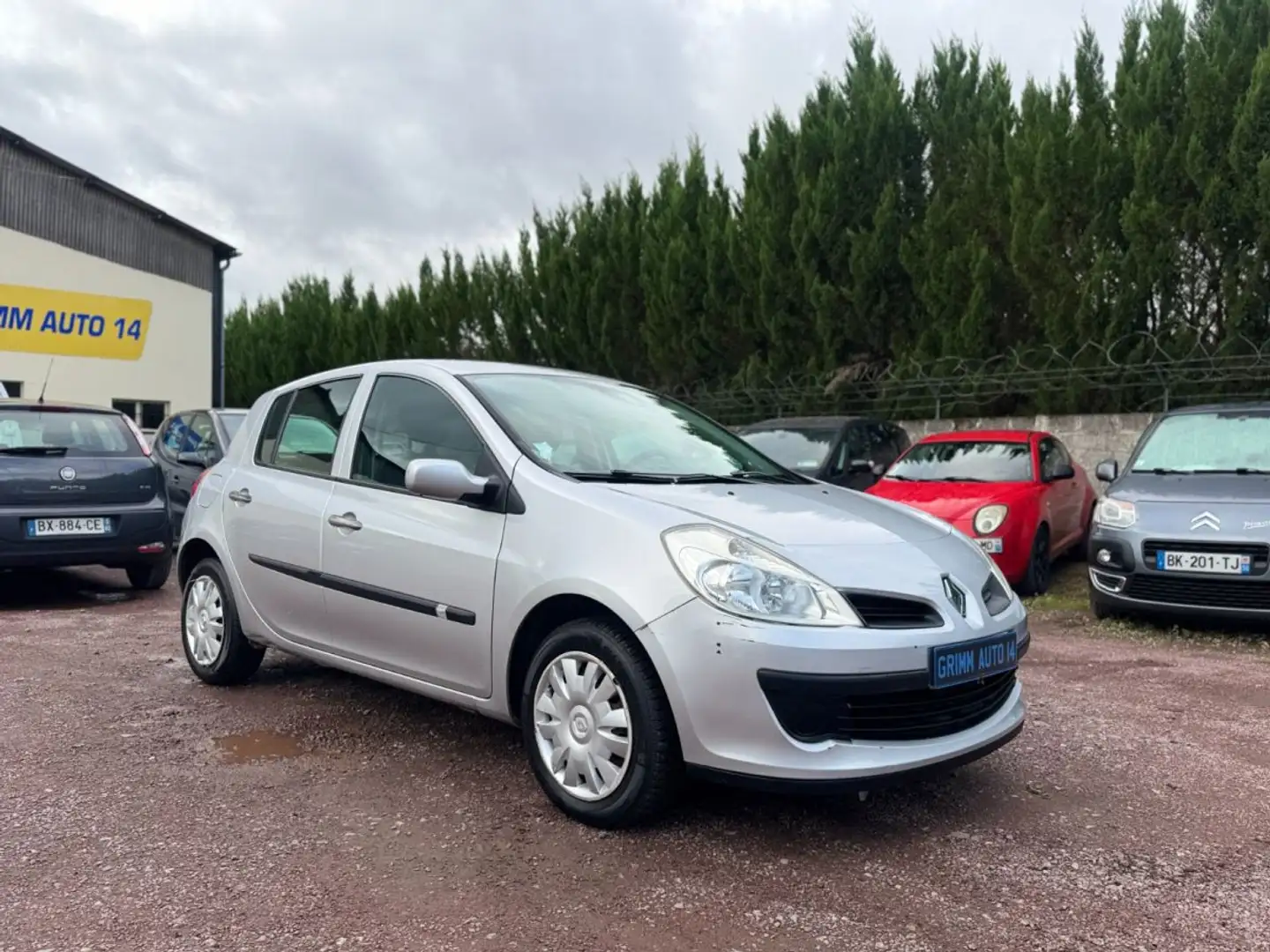 Renault Clio II II 1.5 dci 70ch Authentique Gris - 1