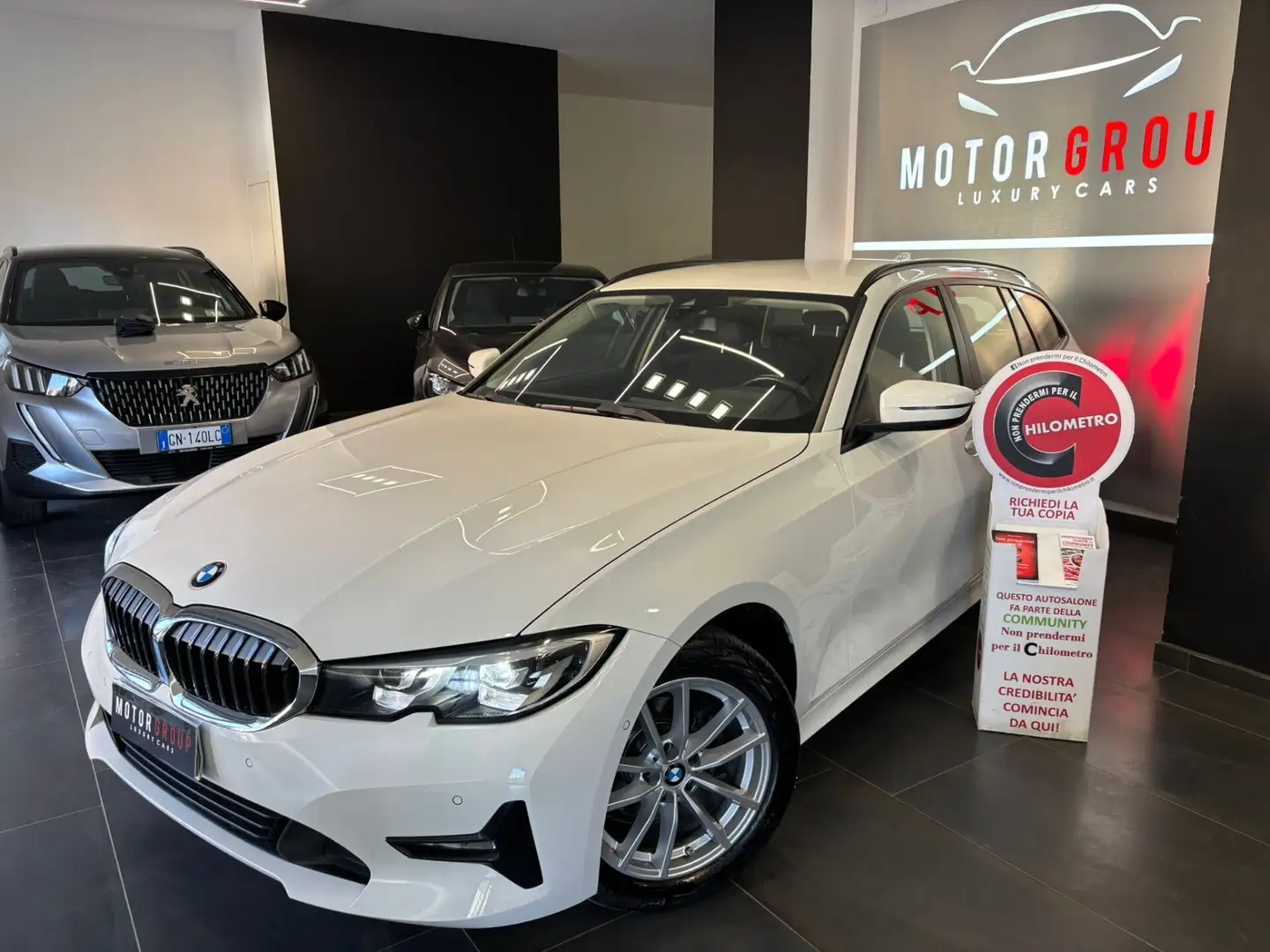 BMW 318 Bmw 318d Business Avangarde 2.0 150cv Weiß - 1