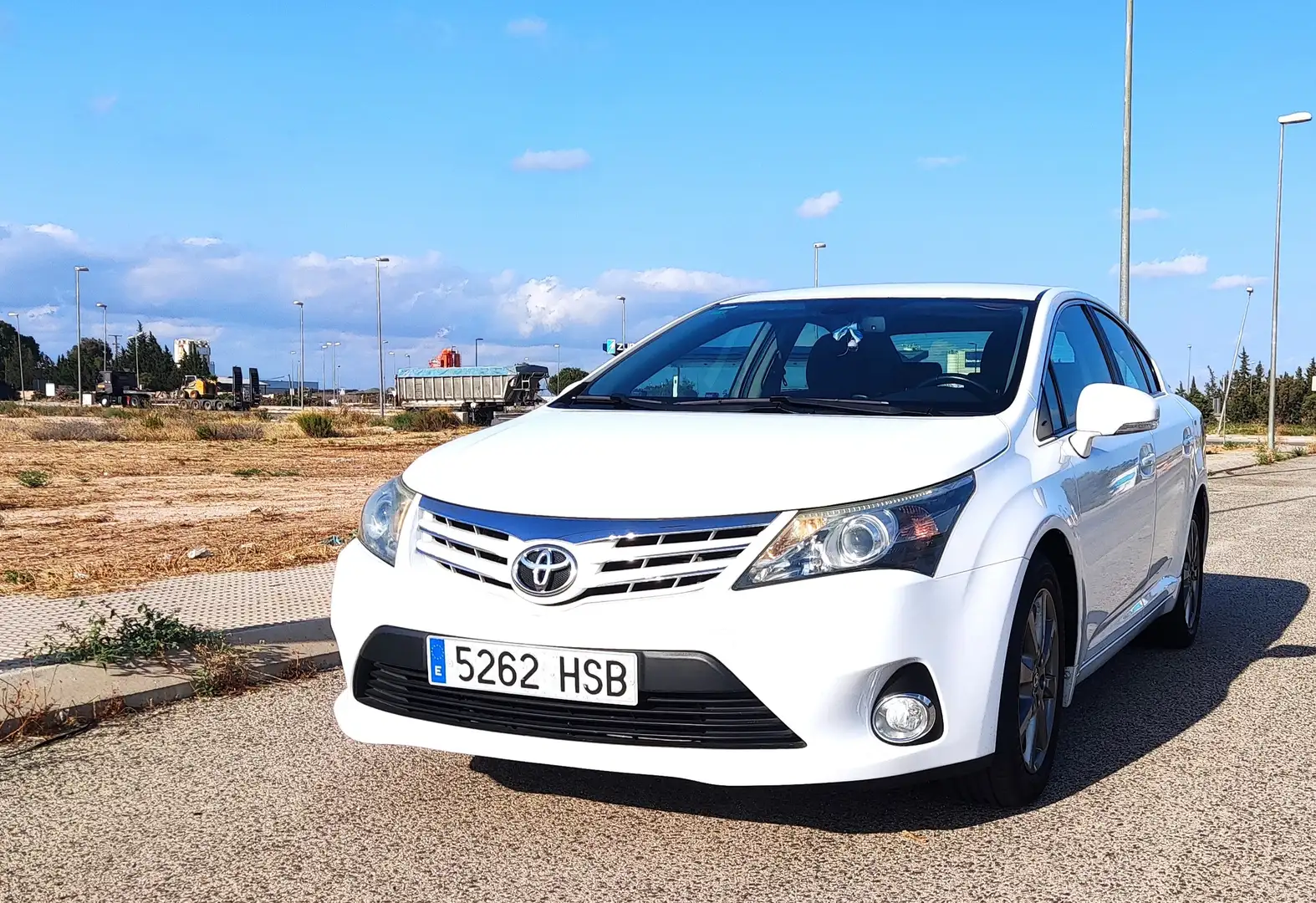 Toyota Avensis Avensis 120D Advance Advance Blanco - 2