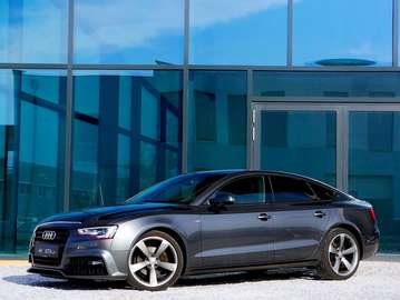 2.0 TDI Aut. S-LINE