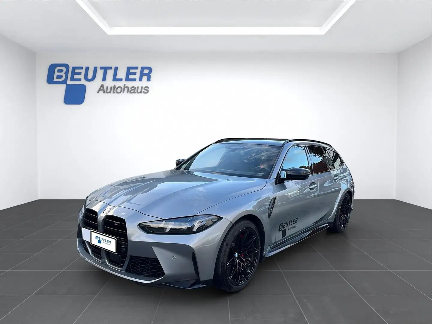 BMW M3 Touring xDrive Competition M Drivers Package Grau - 1
