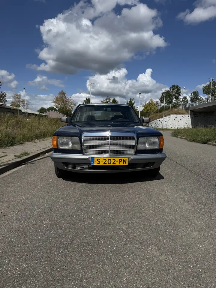 Mercedes-Benz 280 SEL, foto 2