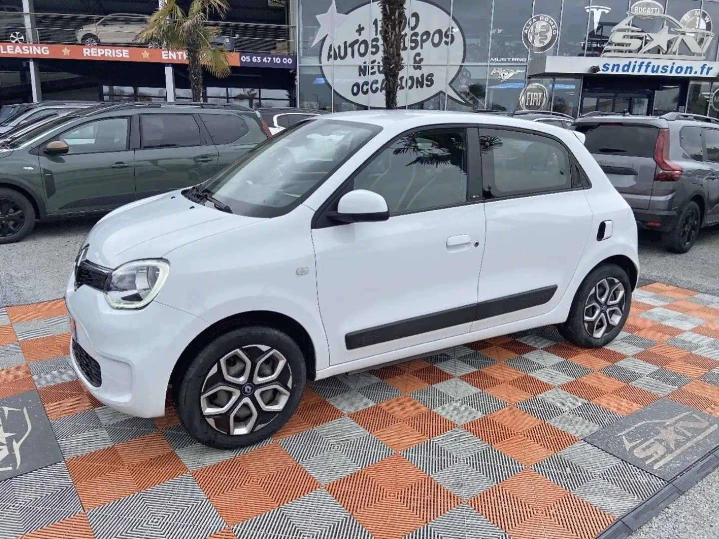 Renault Twingo E-TECH ELECTRIQUE ZEN R80 Ecran Clim Auto White - 1