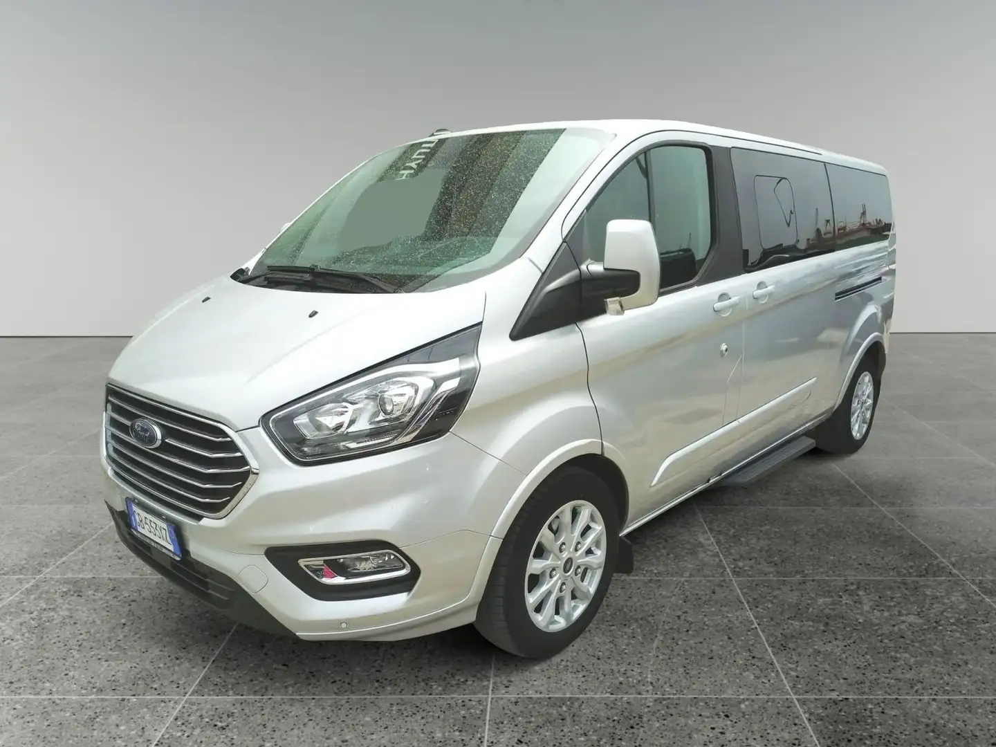 Ford Tourneo Custom Tourneo Custum 320 2.0 EcoBlue 185CV MHEV PL Tita Plateado - 1