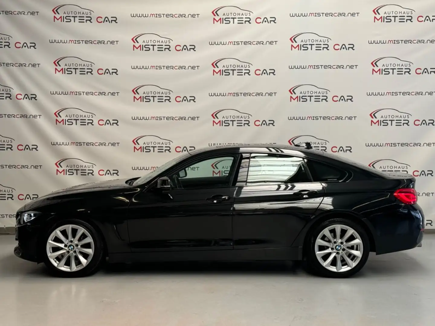 BMW 420 420i Gran Coupé Aut SHADOW/DISPLAY/LED/PDC/18ALU Schwarz - 2
