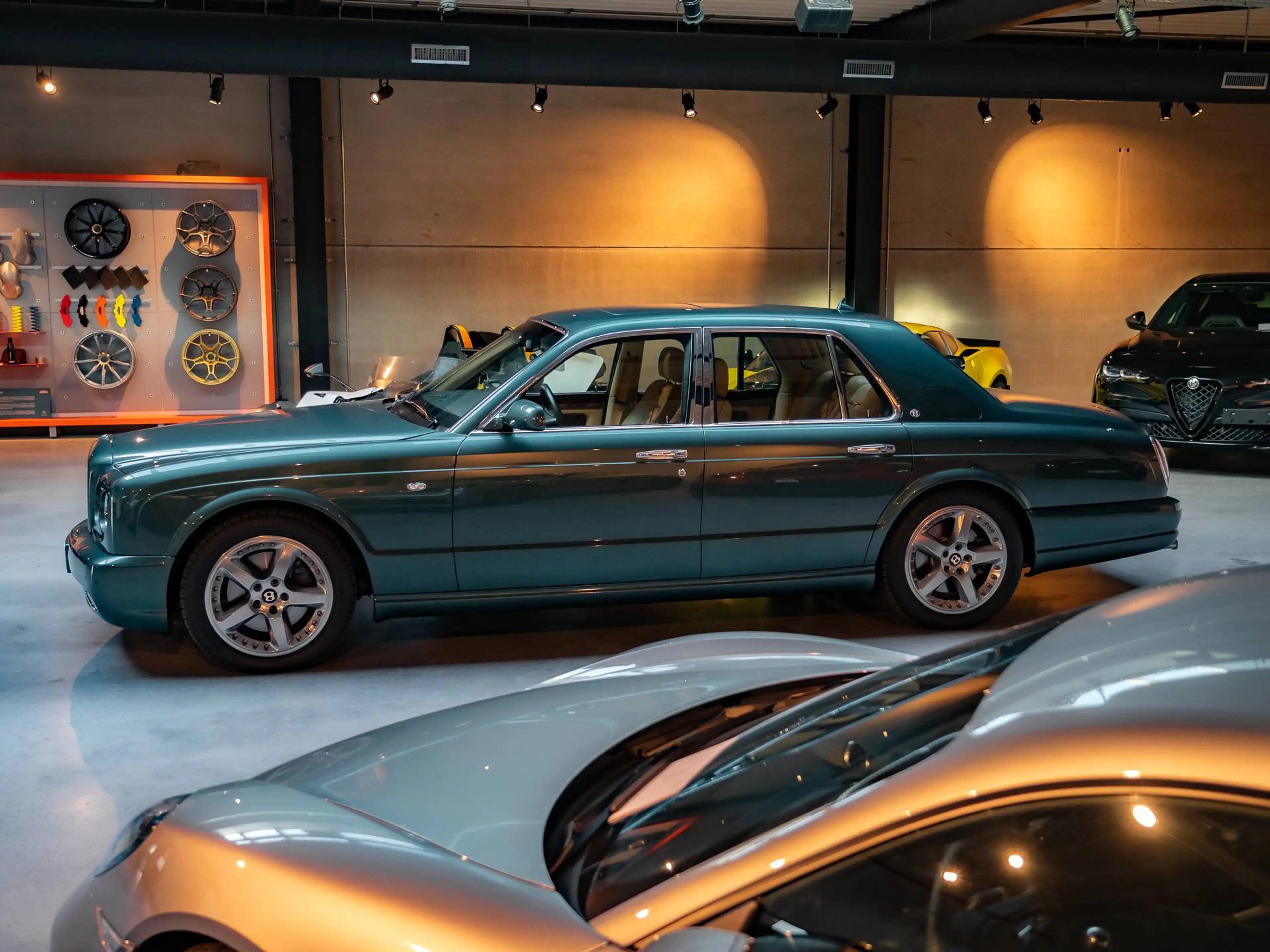 Bentley Arnage Arnage T 6.75 Turbo V8 - European - Aut. 6 speeds — photo 3