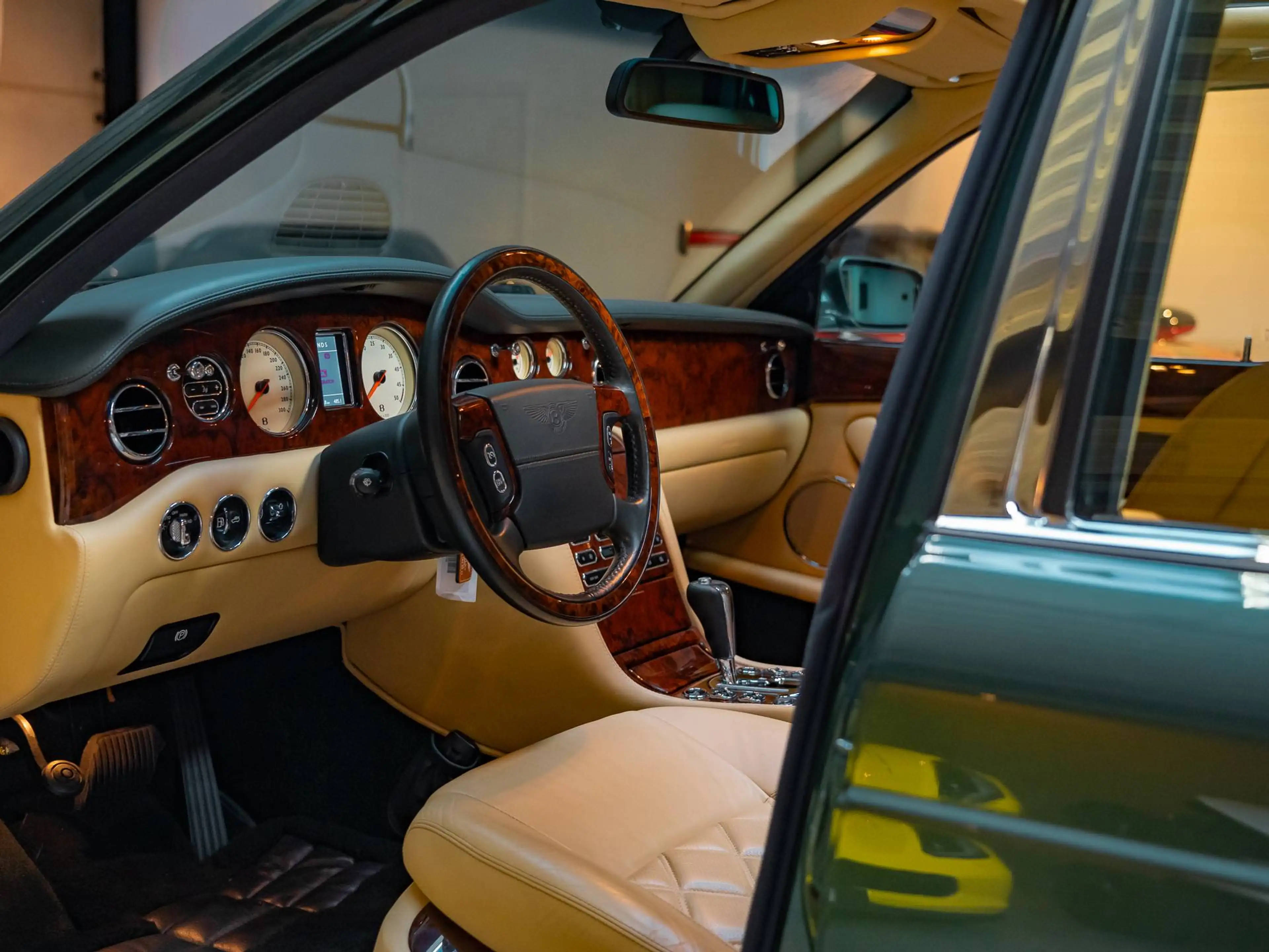 Bentley Arnage Arnage T 6.75 Turbo V8 - European - Aut. 6 speeds — photo 15