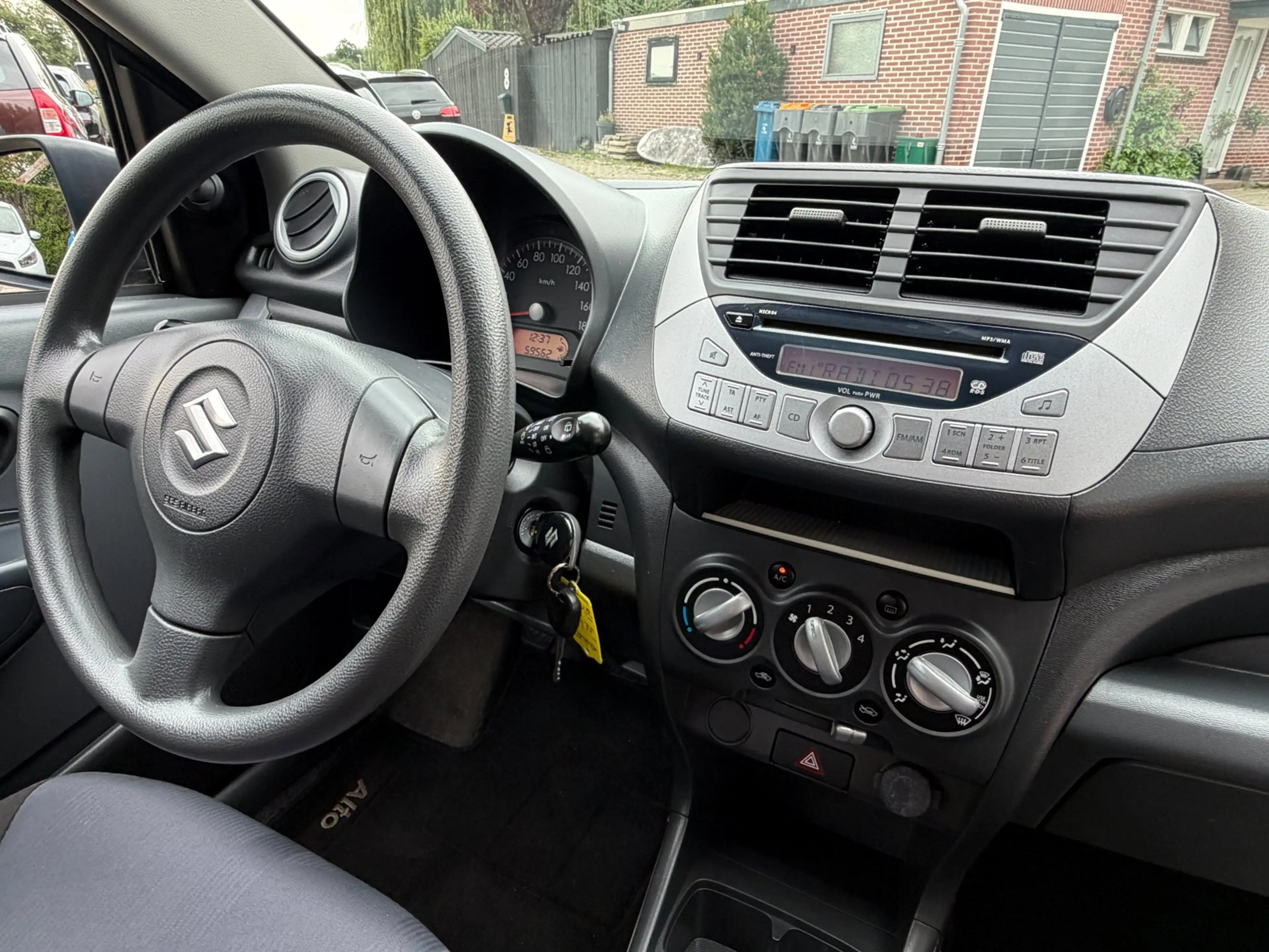 Suzuki Alto 1.0 Celebration EASSS 59d-KM! Airco LM Velgen NL-A — photo 9