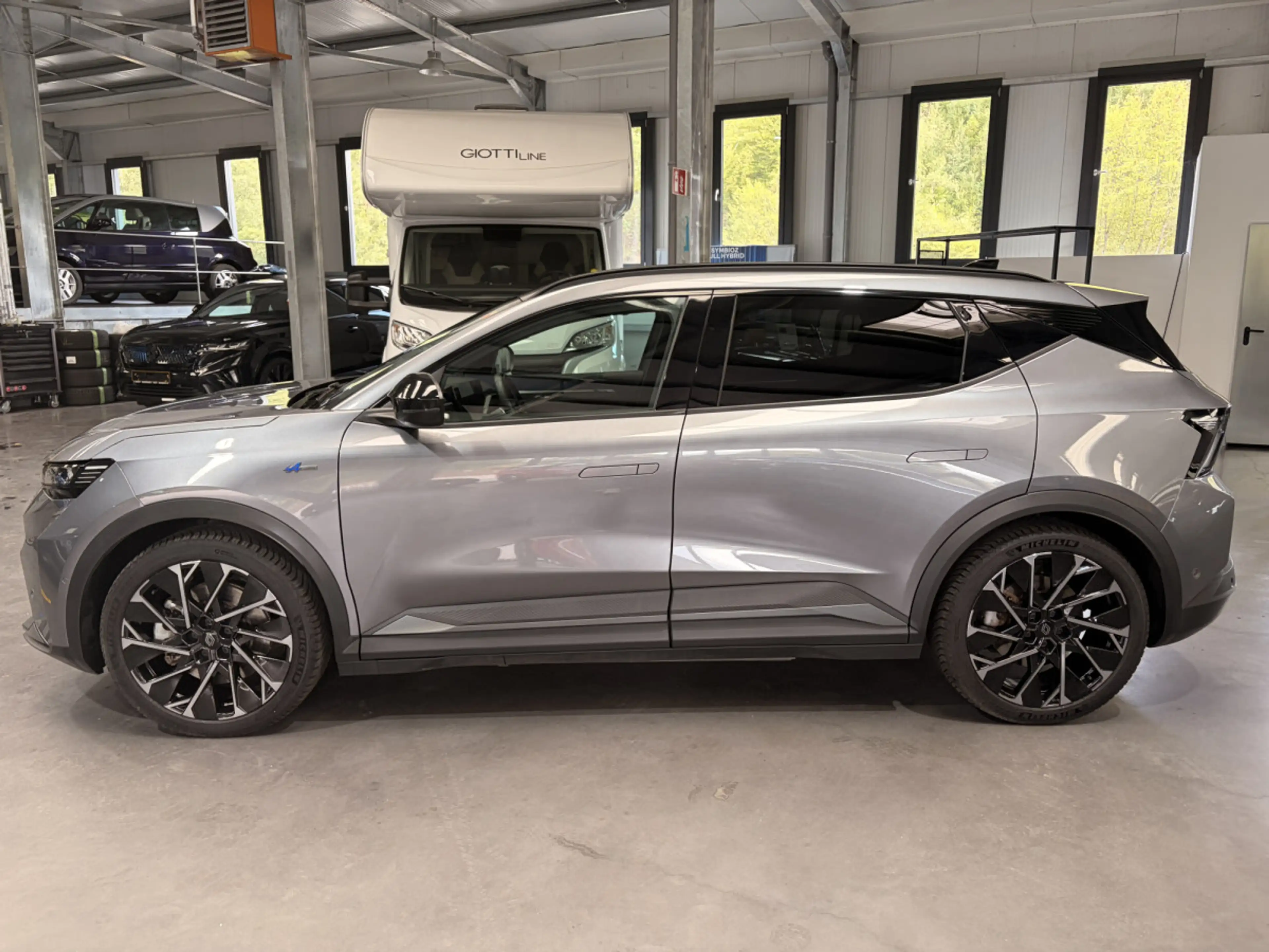 Renault Scenic E-Tech 220HP Esprit Alpine Long Range — photo 6