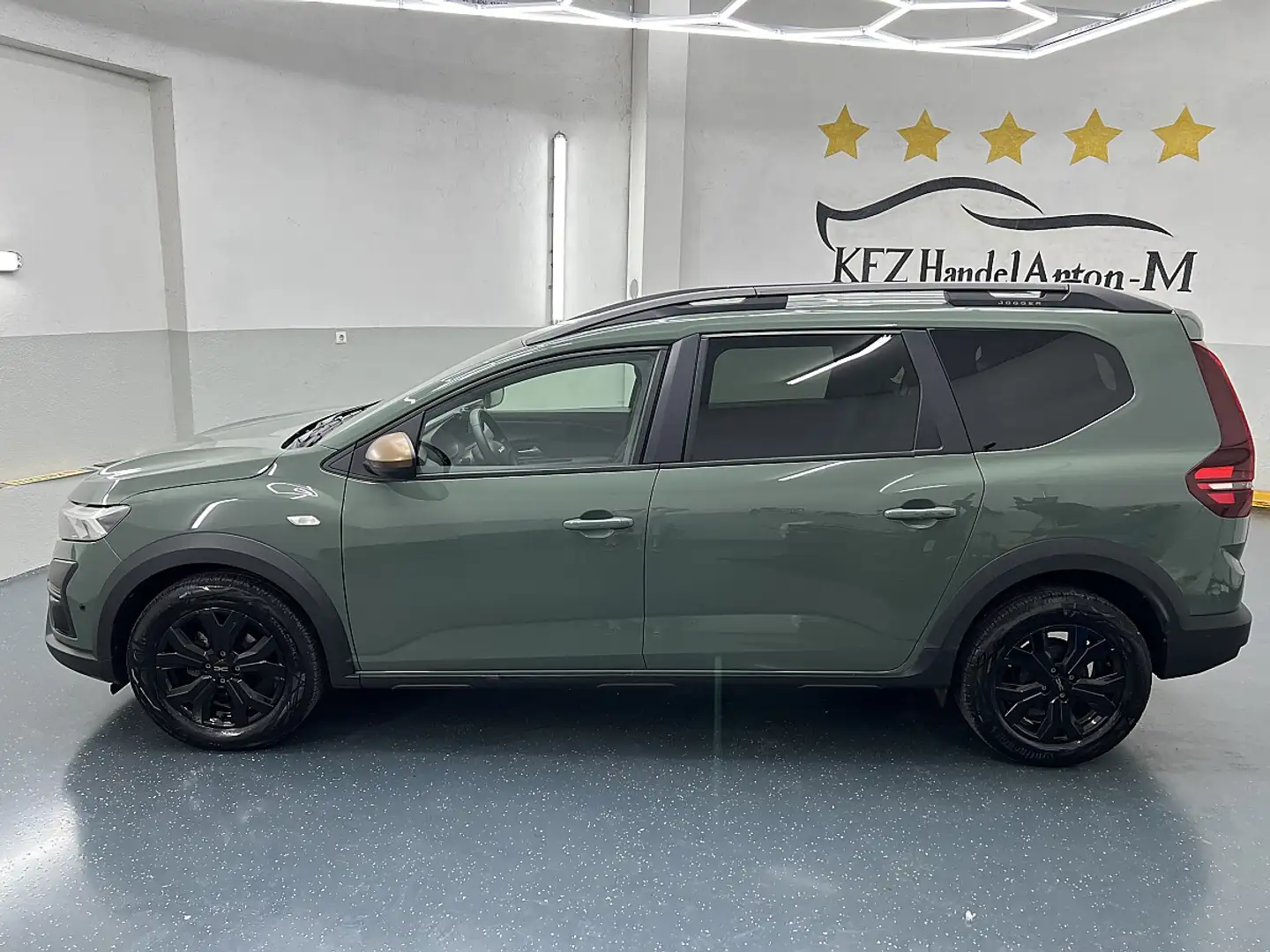 Dacia Jogger 1.0 TCe 110 Extreme (EURO 6d) Grau - 2