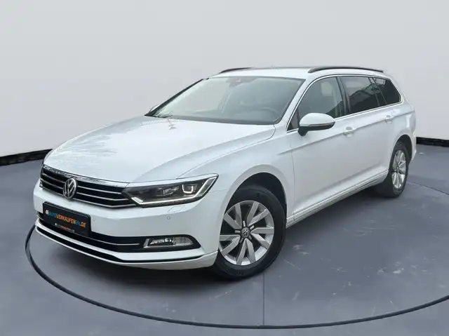 Volkswagen Passat Variant Passat Var. 2.0 TDI DSG STDHZ. ACC SIDE/LANE LED