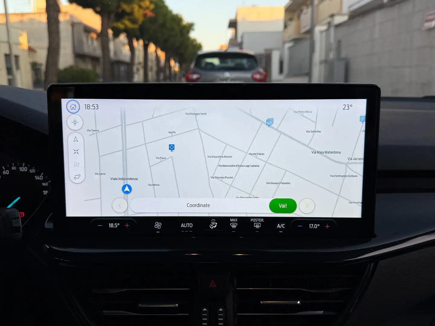 Ford Focus 1.5 EcoBlue 120CV 5P ST-Line NAVI 13.2" Nero - 2