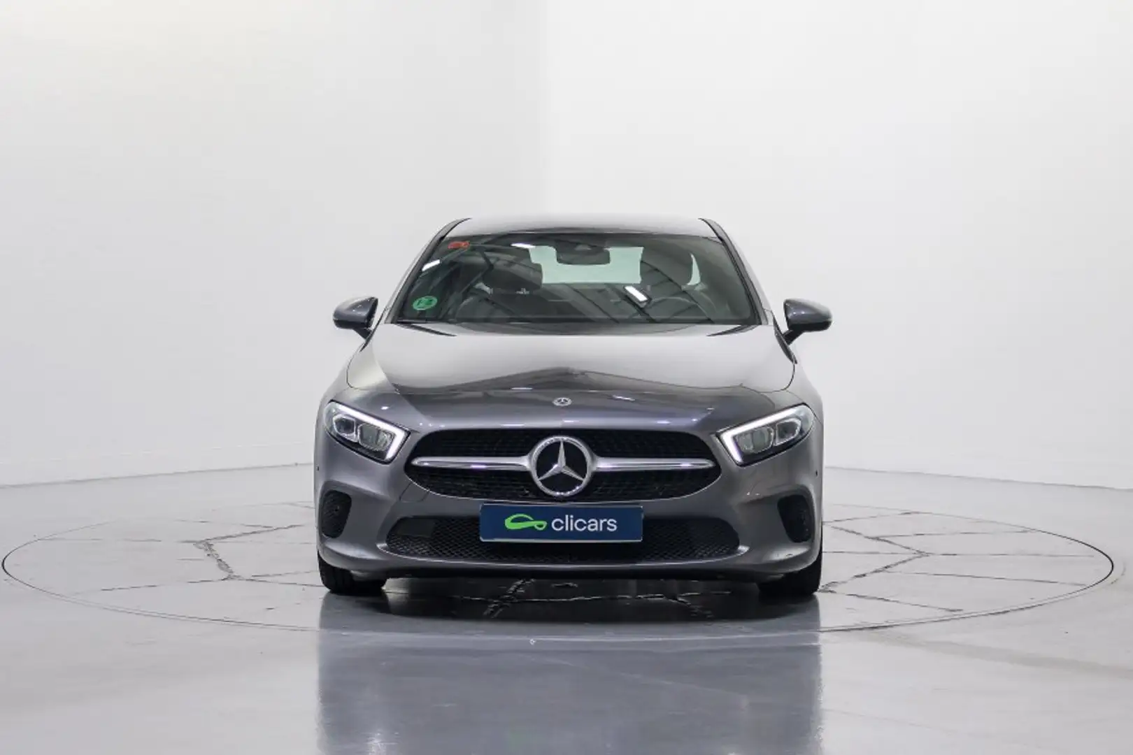 Mercedes-Benz A 180 180d 8G-DCT Plateado - 2