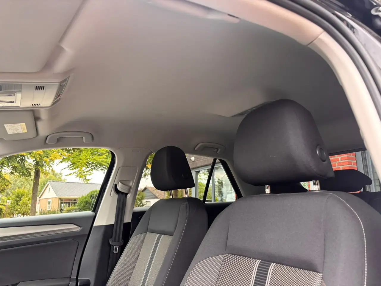 Volkswagen T-Roc 1.5 TSI Sport,Navi,Camera,Trekhaak,1 jaar Bovag ga, миниатюра 5