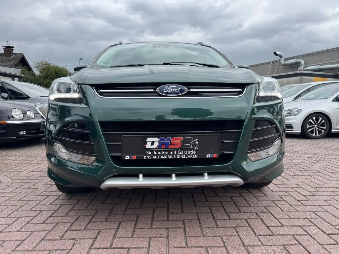 Ford Kuga Individual*TÜV NEU*GARANTIE*KAMERA*1.Hand* Vert - 2