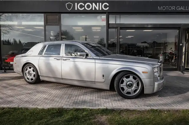 Rolls-Royce Phantom V12