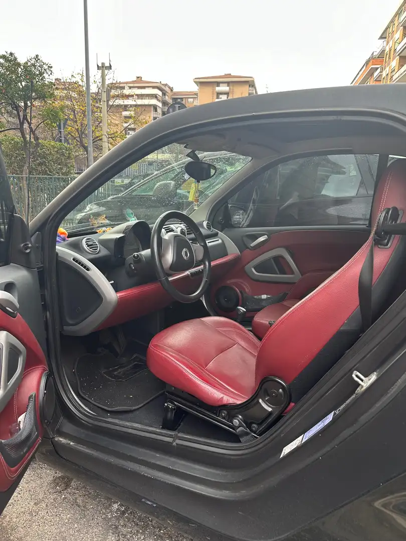 smart city-coupé/city-cabrio fortwo 1000 52 kw MHD coupe pure Schwarz - 2