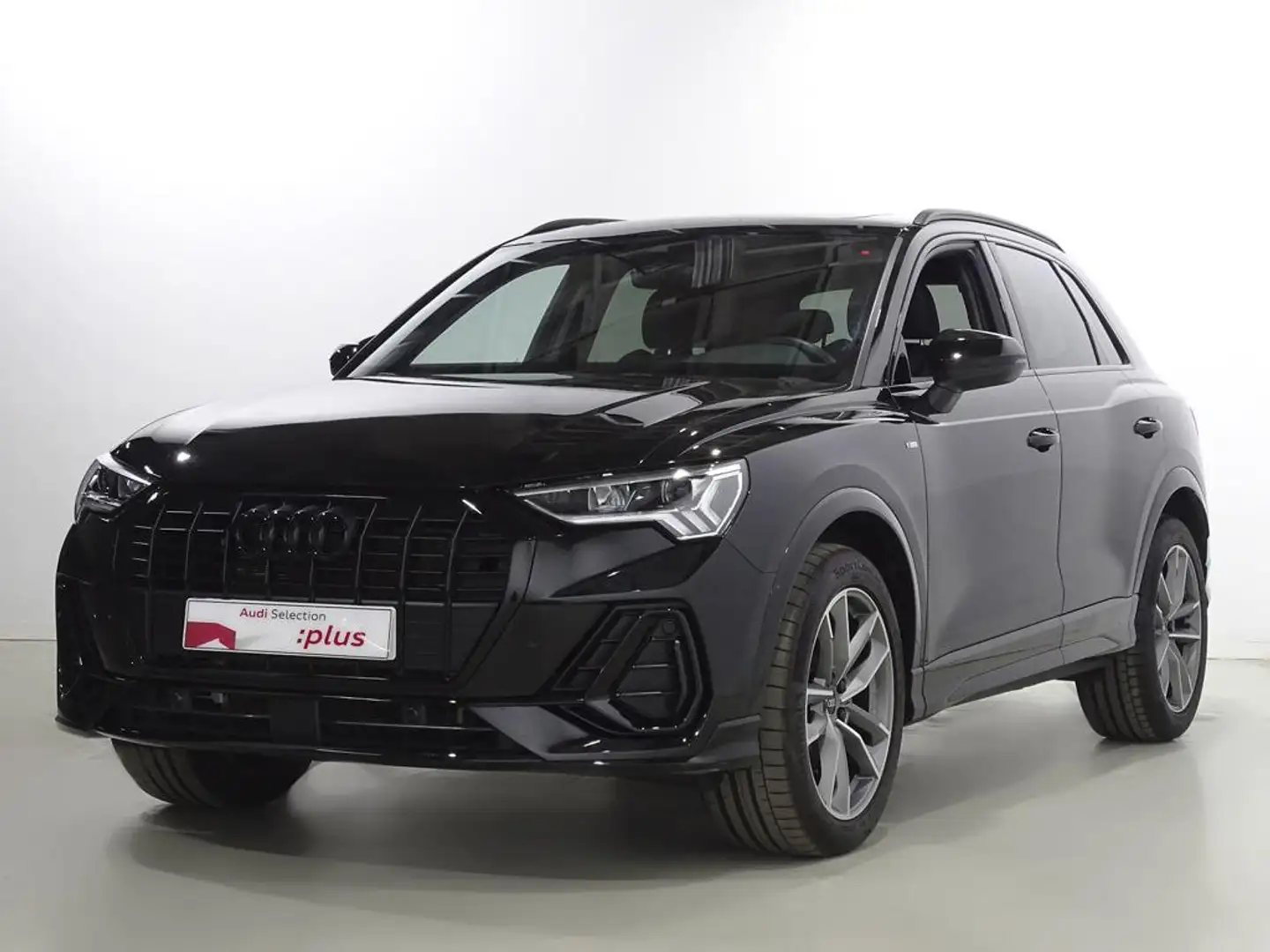 Audi Q3 35 TFSI Black line S tronic Negro - 1