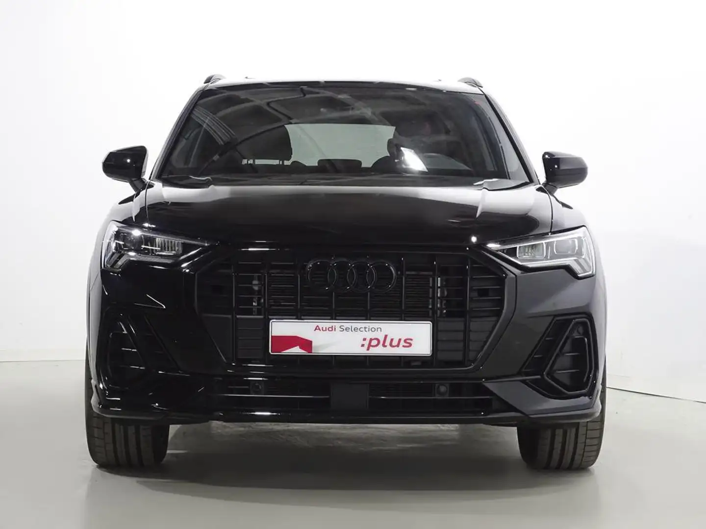 Audi Q3 35 TFSI Black line S tronic Negro - 2