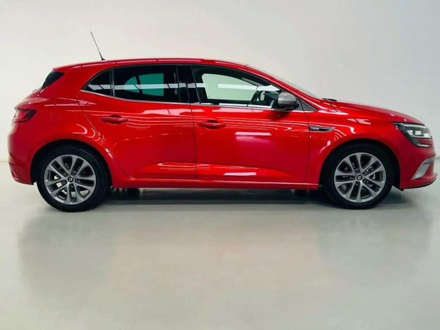 Renault Megane GT Line TCe GPF 103 kW (140CV) EDC - 18 - 1