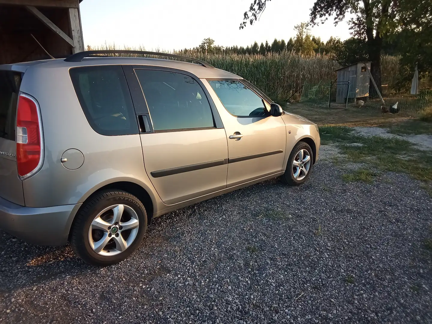 Skoda Roomster Ambition Elegance 1,6 TDI DPFq - 2