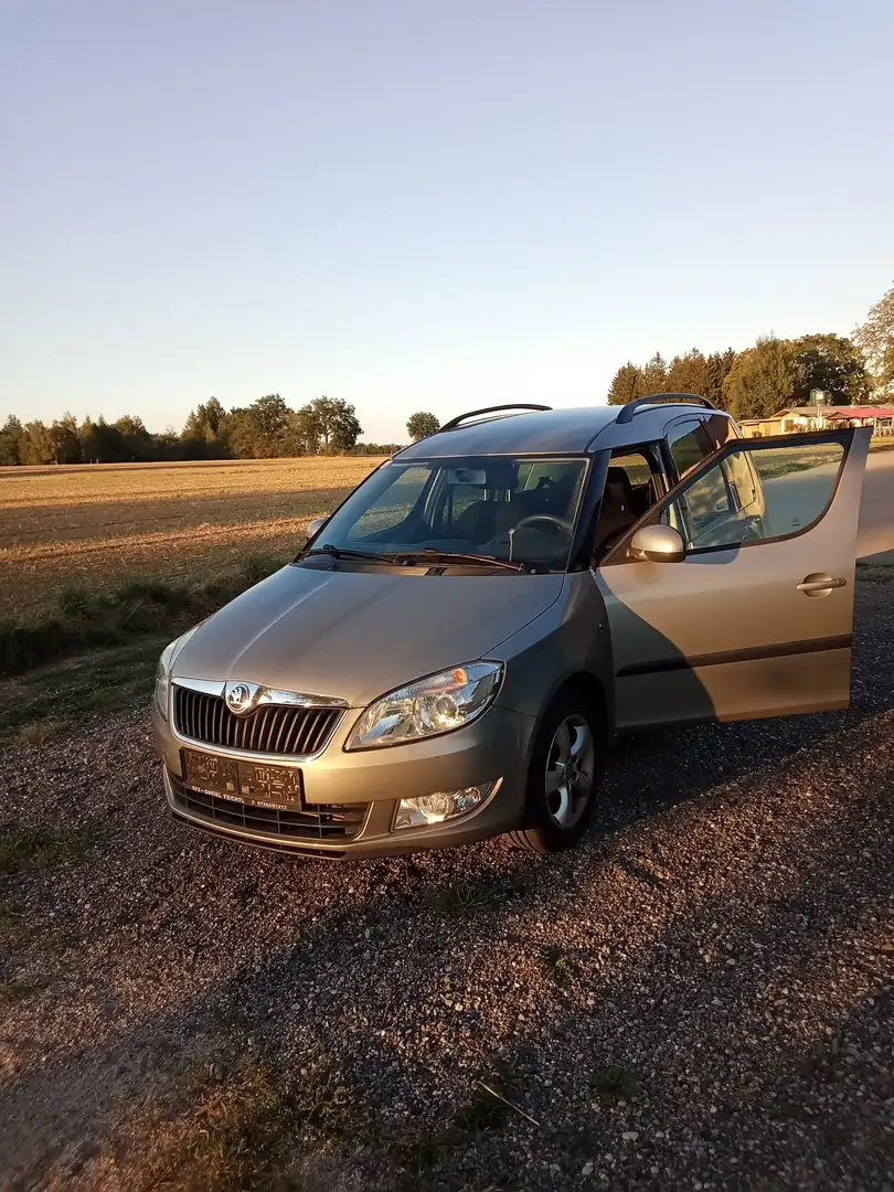 Skoda Roomster Ambition Elegance 1,6 TDI DPFq - 1