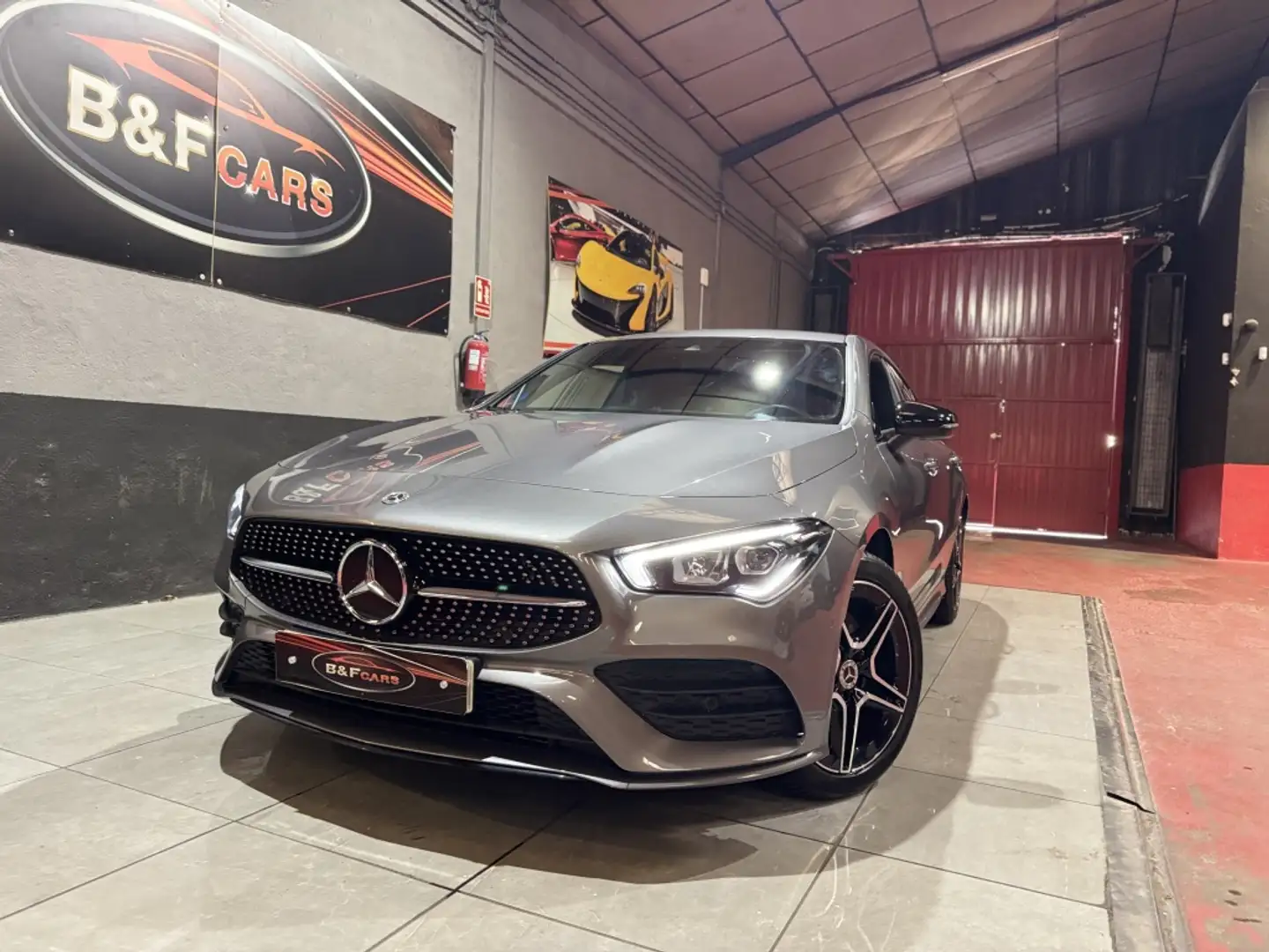 Mercedes-Benz CLA 250 250e 8G-DCT Gris - 2