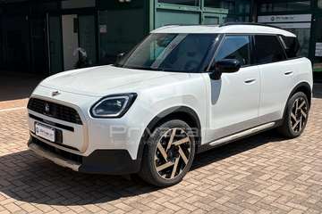 Mini Countryman C Favoured