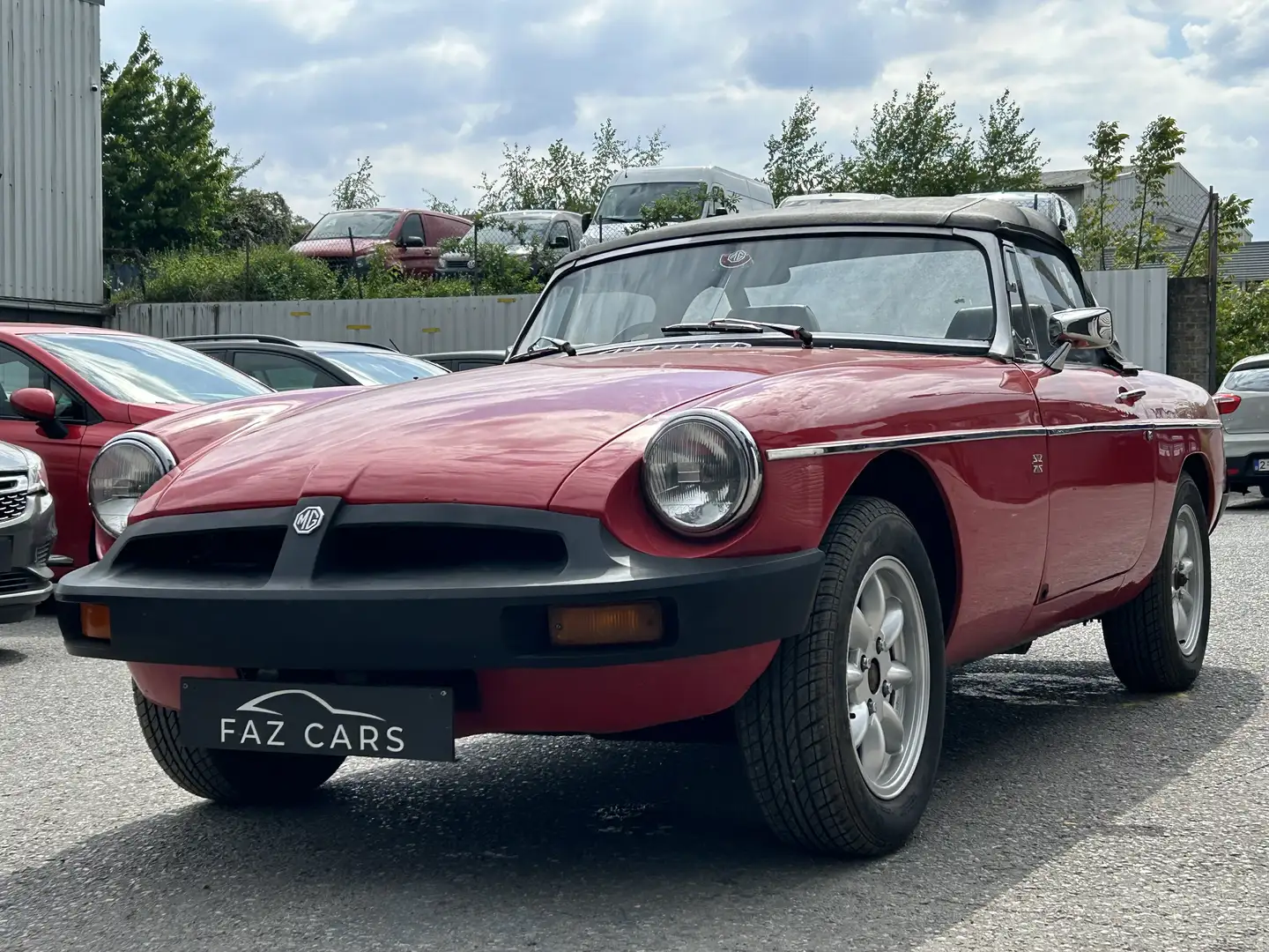 MG MGB 1.8i Cabriolet Červená - 1