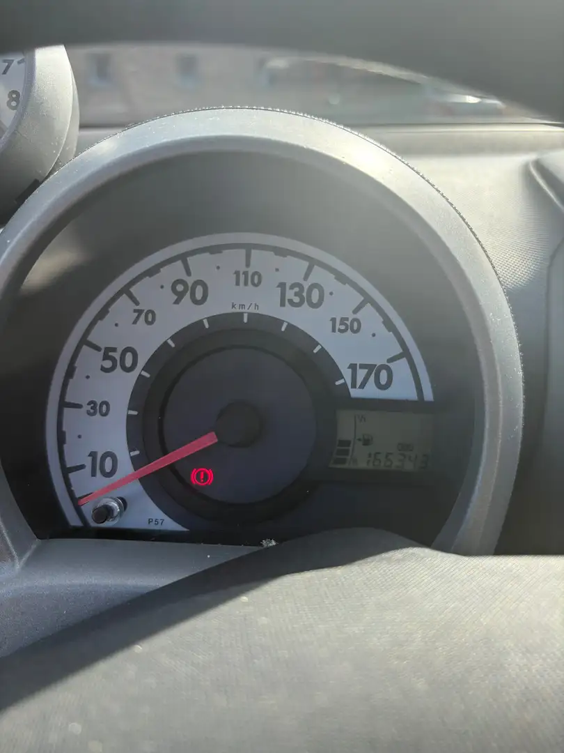Peugeot 107 107 1.0i Trendy Gris - 2
