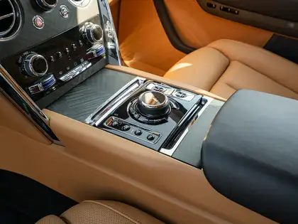 Annonce voiture d'occasion Rolls-Royce Cullinan - CARADIZE