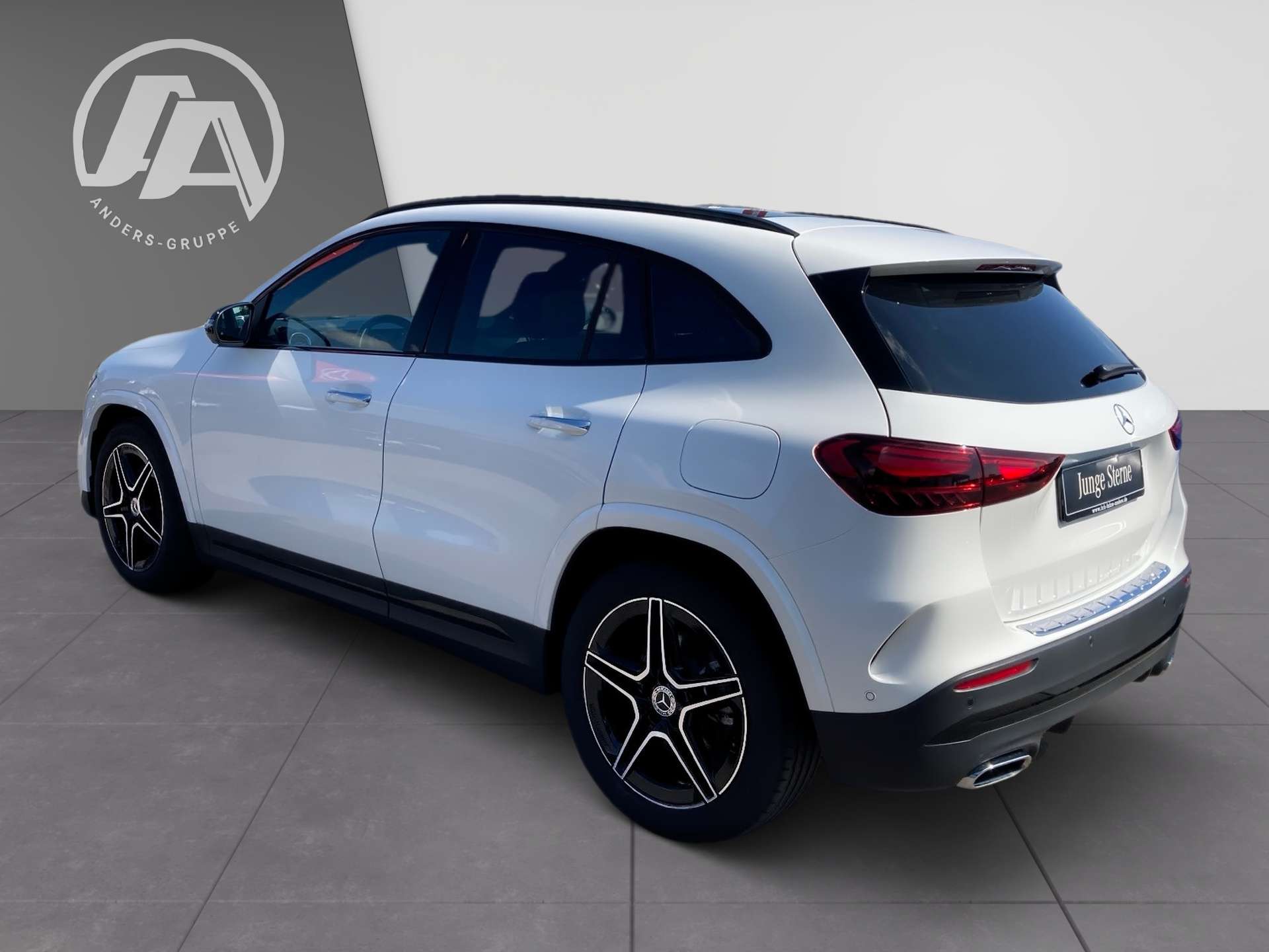 Mercedes-Benz GLA 220