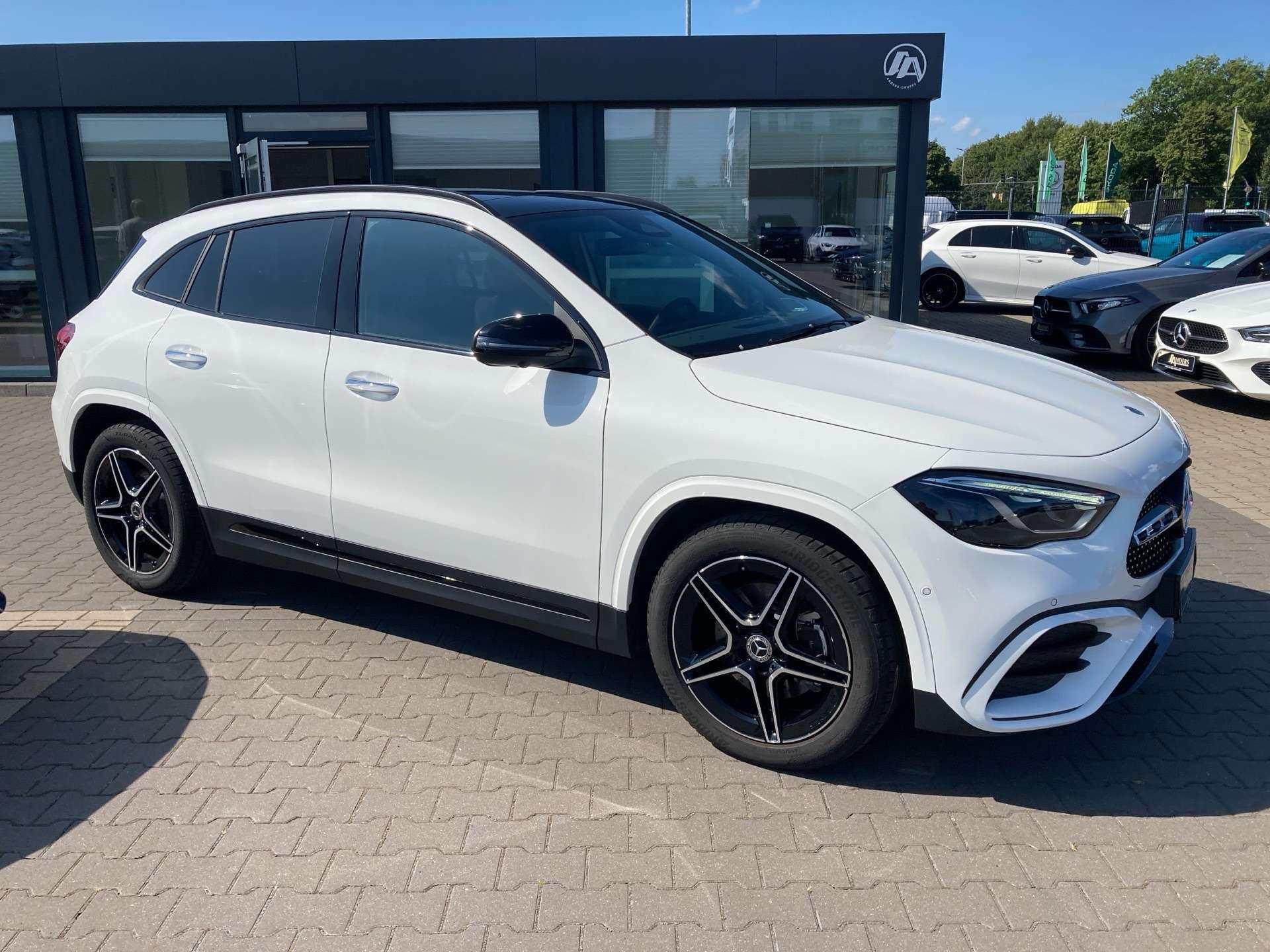 Mercedes-Benz GLA 220