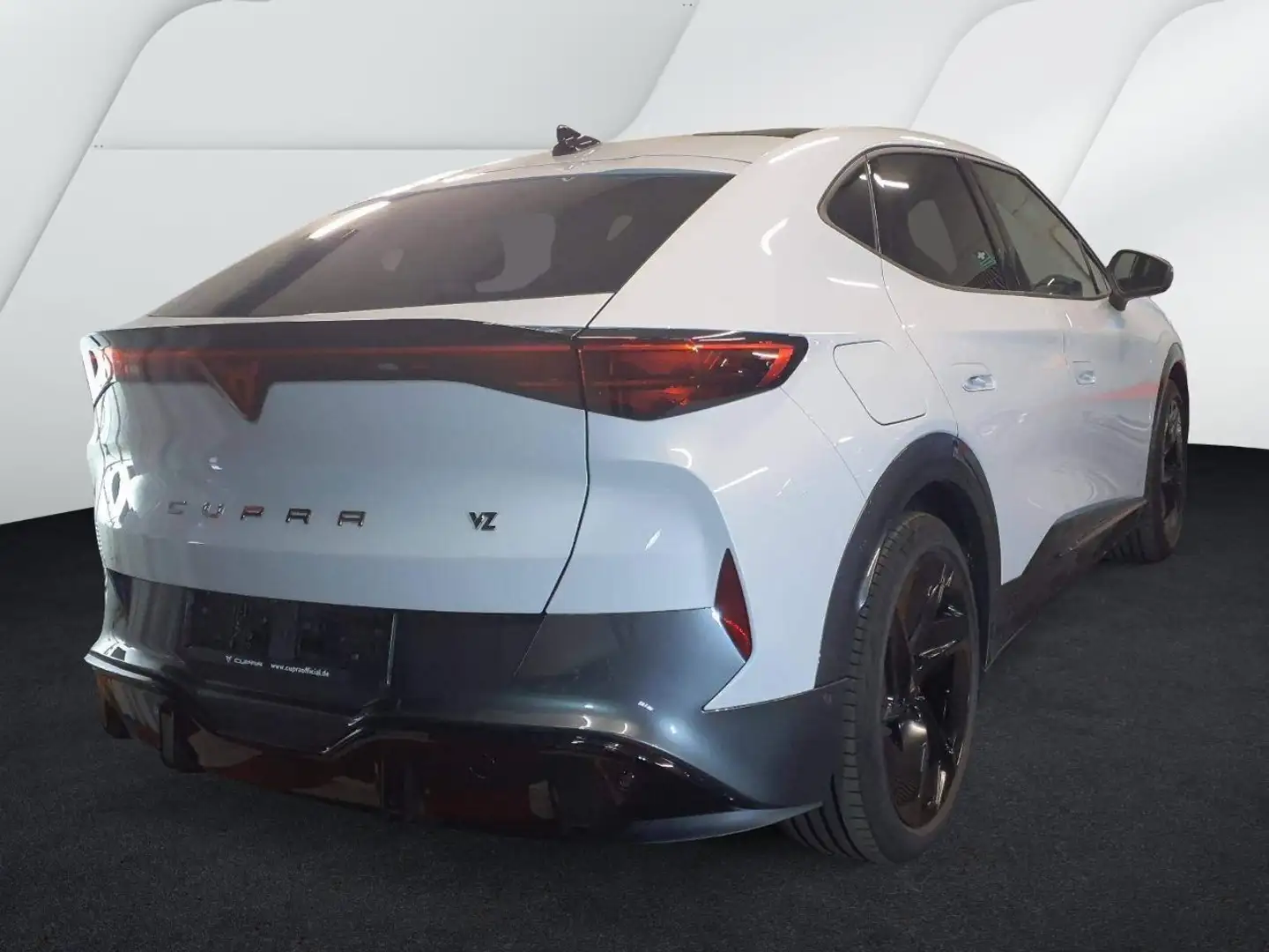 CUPRA Tavascan VZ 4D MATRIX*WÄRME*PANO*HUD*360*NAV*ACC Argent - 2