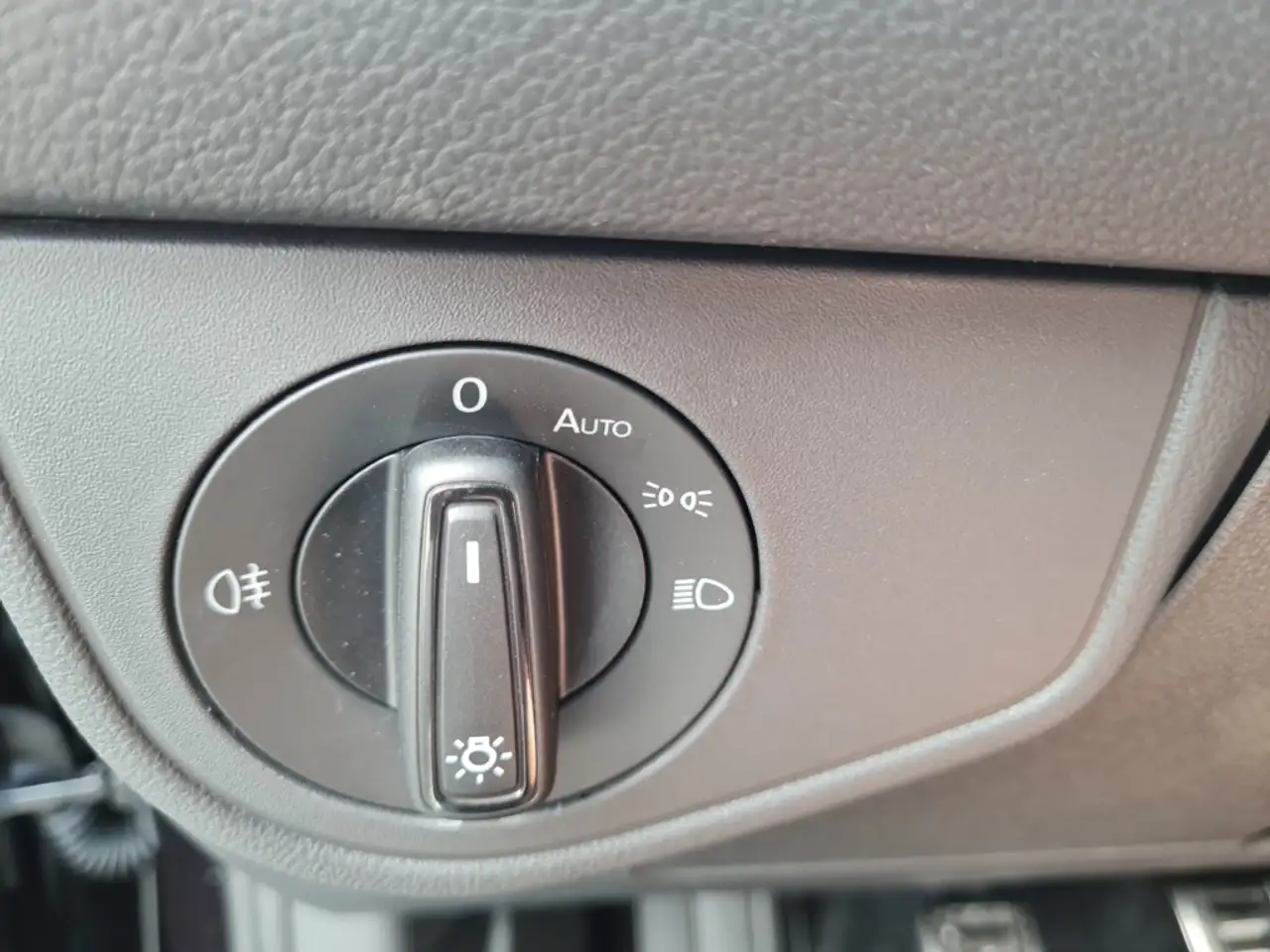 Volkswagen Polo VI Goal 1.0+Abstandsregeltempomat+Sitzheizung+PDC 19