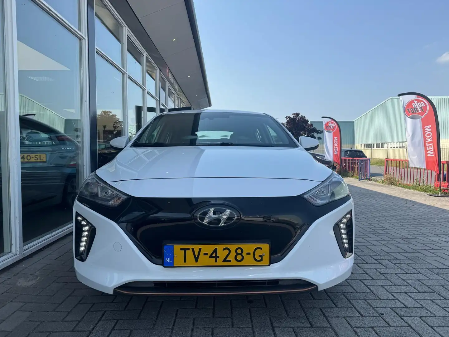 Hyundai IONIQ Comfort EV|Camera|Navi|Cruise adaptief| Weiß - 2