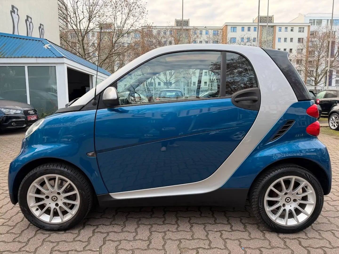 smart forTwo fortwo 0.8 cdi softouch*ALLWETTER*KLIMA*PANO* Silber - 2