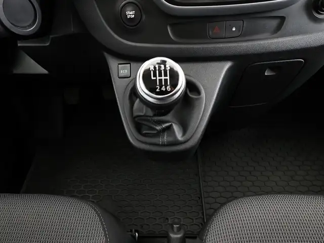 Renault Trafic view 13