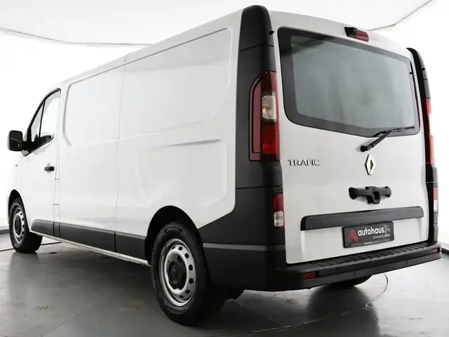 Renault Trafic view 4