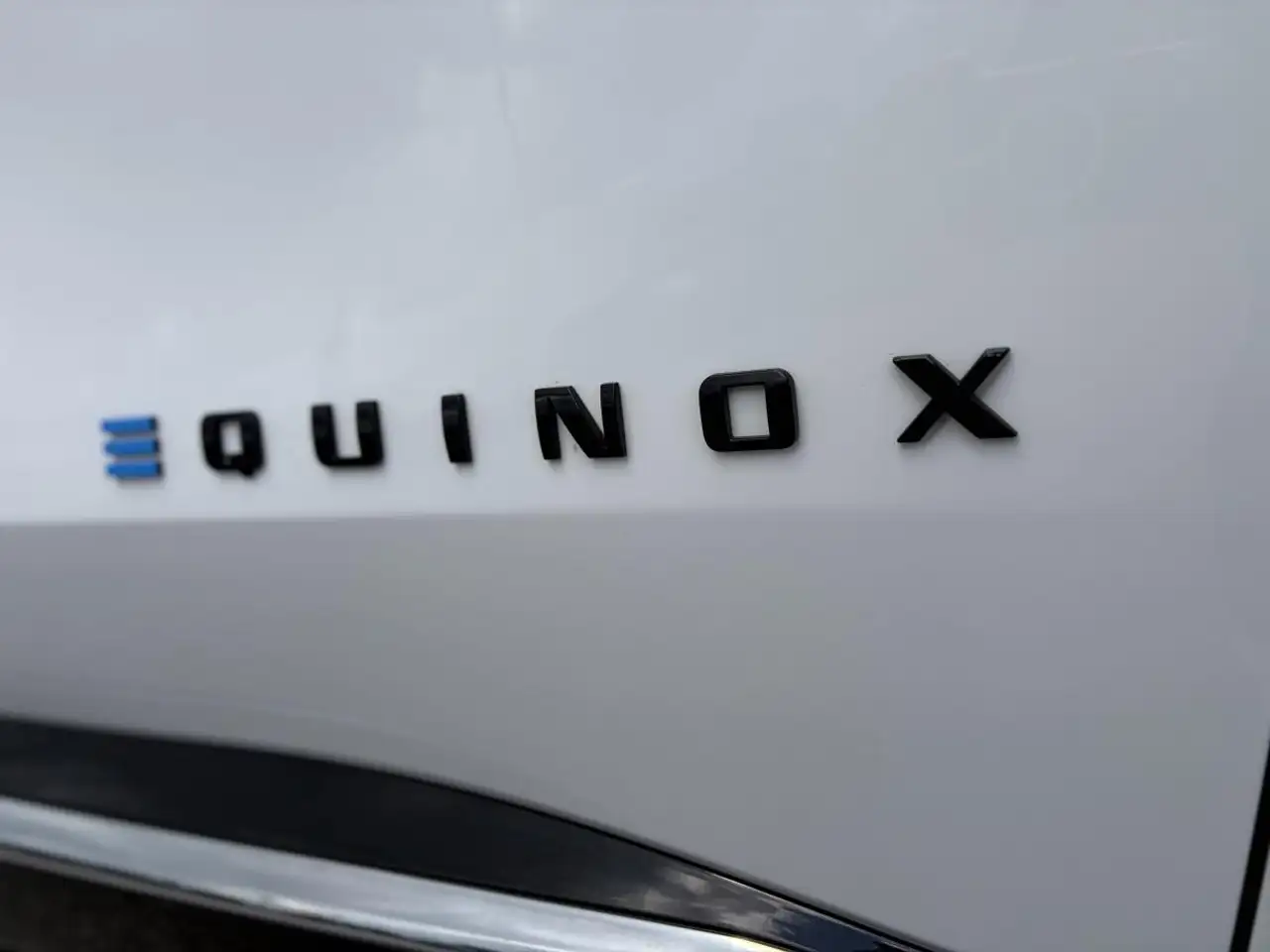 Chevrolet Equinox photo Chevrolet Equinox