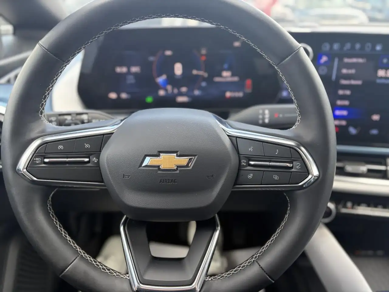 Chevrolet Equinox photo Chevrolet Equinox