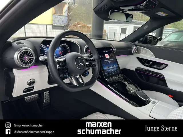 Mercedes-Benz SL view 14