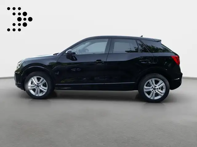 Audi Q2 view 3