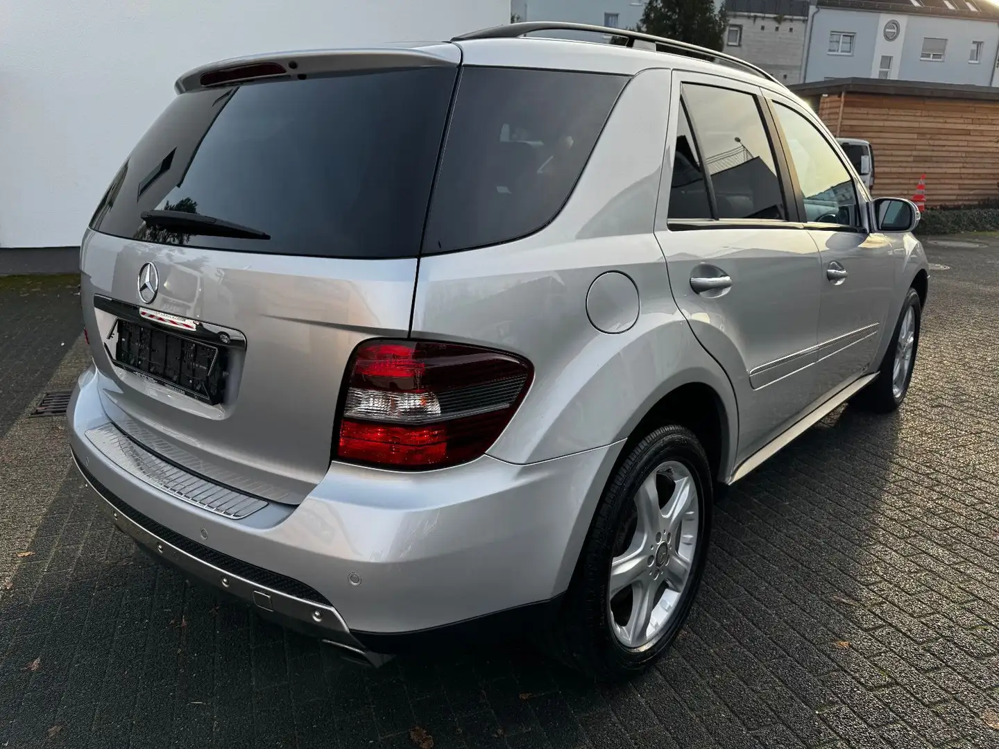Mercedes-Benz ML 320 CDI- 2.HD+NAVI+LEDER+MEMORY Argent - 2