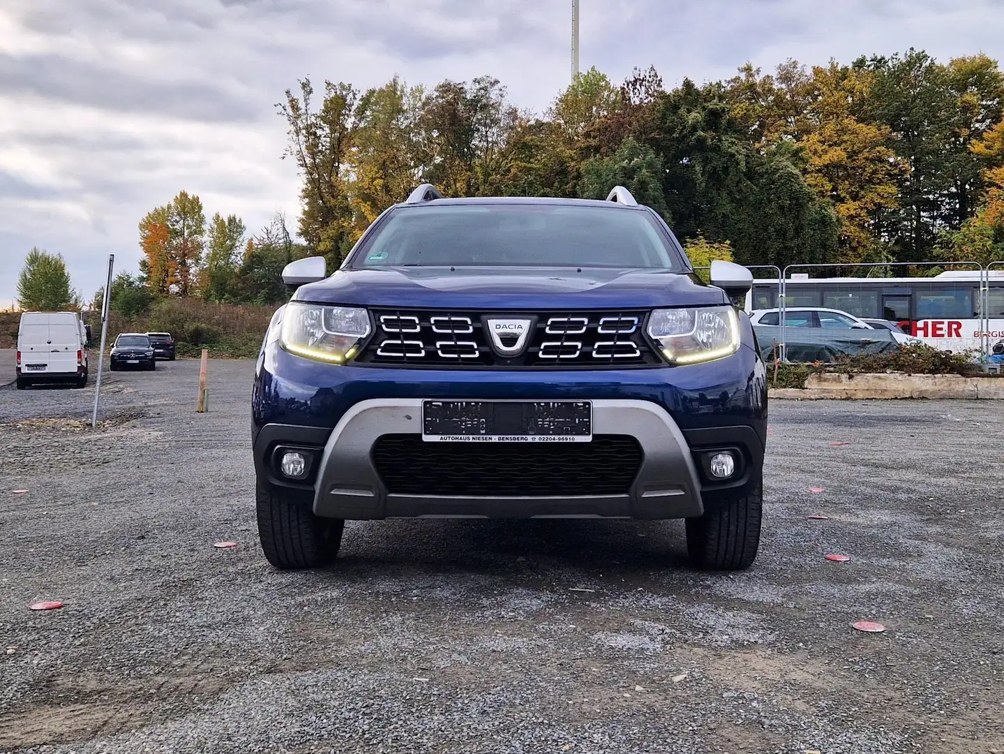 Dacia Duster Prestige/1Hand/84000km/Navi/360 Grad Kamera/Klima Blau - 2