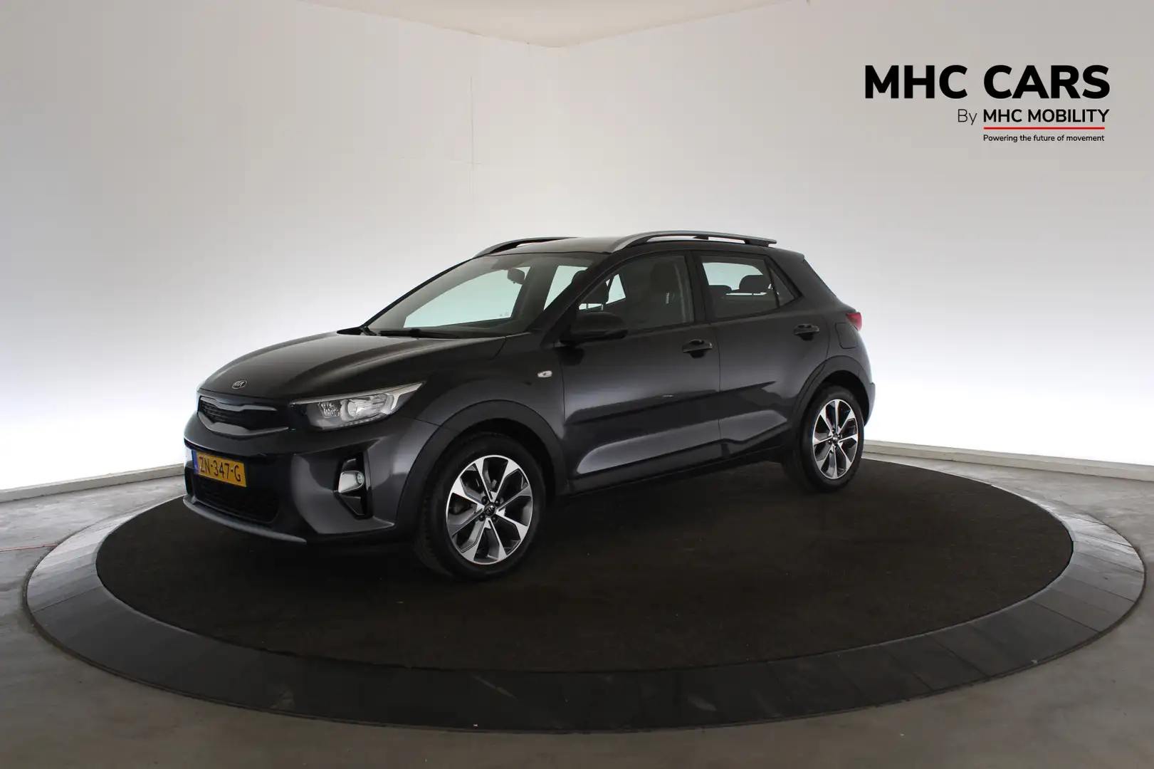 Kia Stonic 1.0 T-GDi DynamicLine | Cruise | Carplay | Camera Šedá - 1
